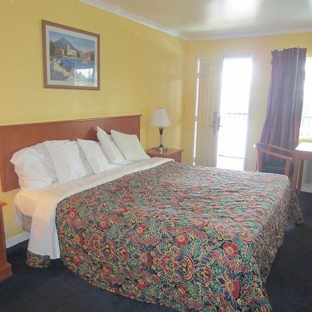 Knights Inn Santa Cruz Extérieur photo