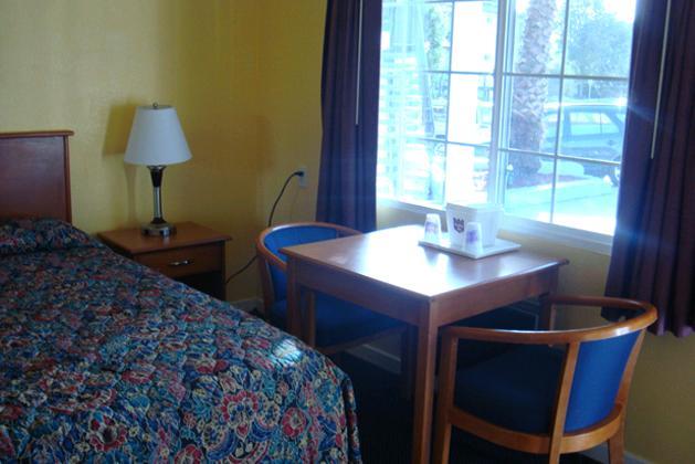 Knights Inn Santa Cruz Chambre photo