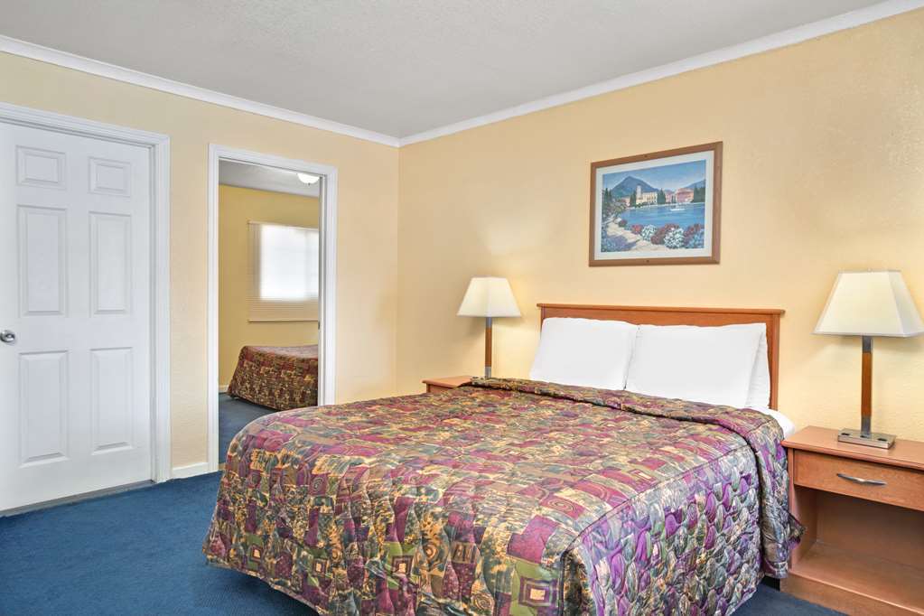Knights Inn Santa Cruz Chambre photo